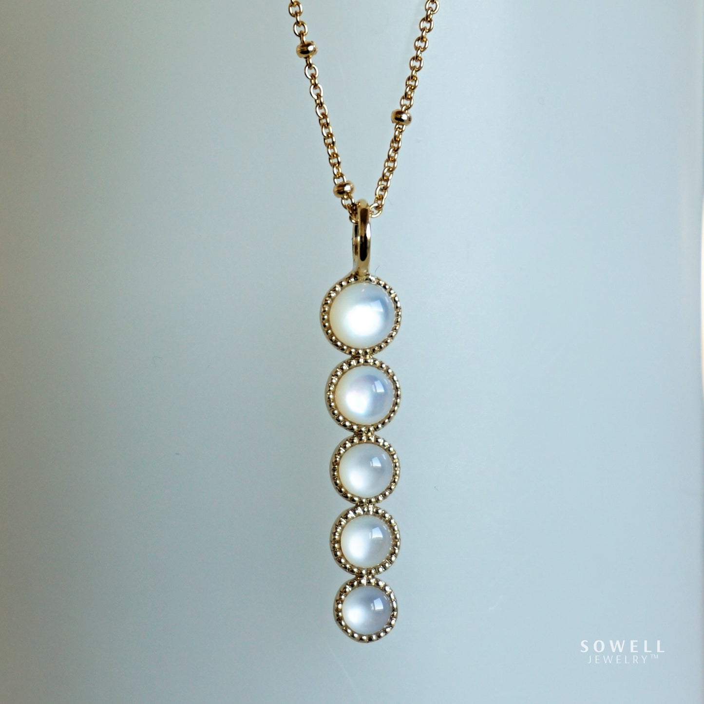 18K Gold Ilaria Necklace - Mother Of Pearl