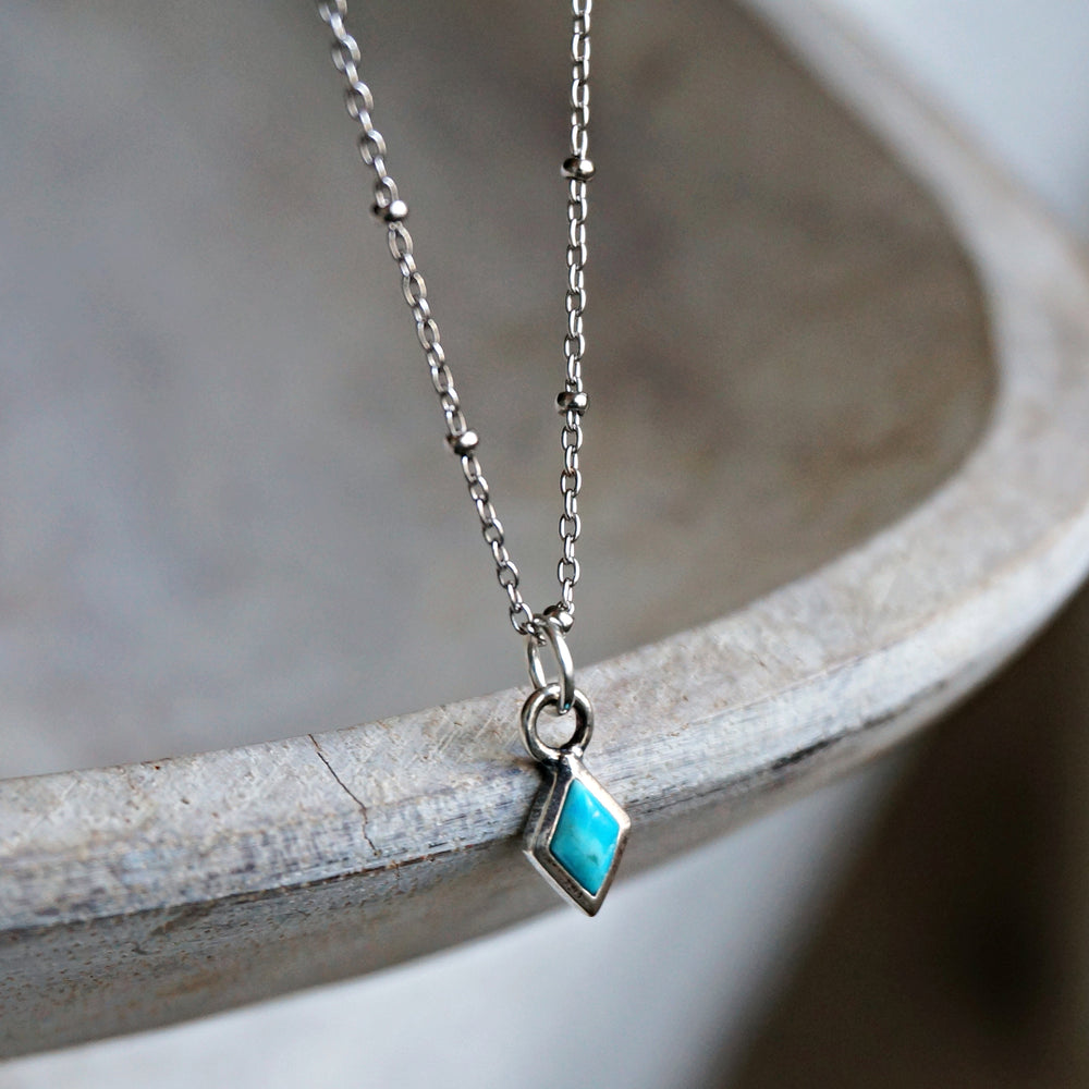 Dir Turquoise Delicate Necklace