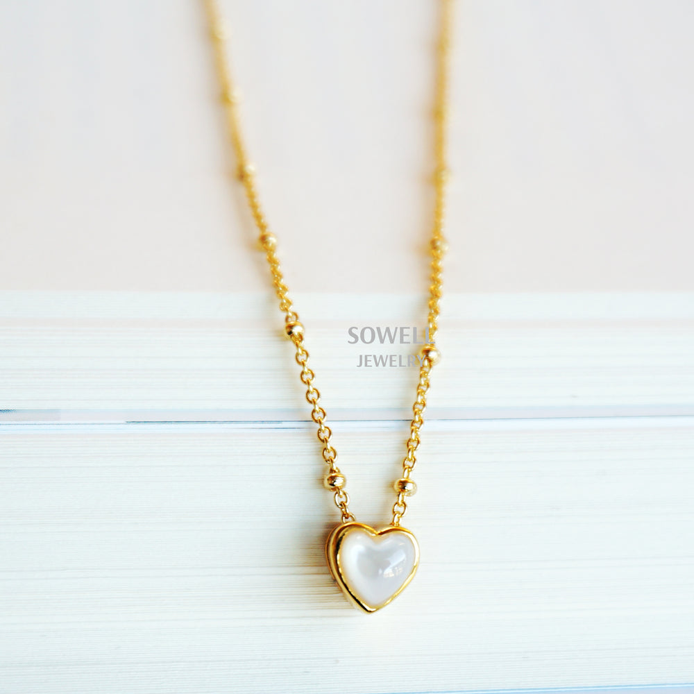 
                  
                    18K Gold Heart Necklace - Mother Of Pearl
                  
                