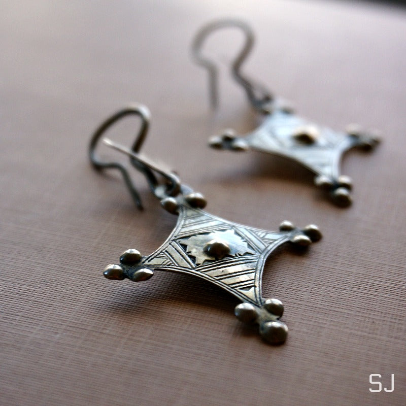 Ode African Tuareg Dangle Earrings - SOWELL JEWELRY